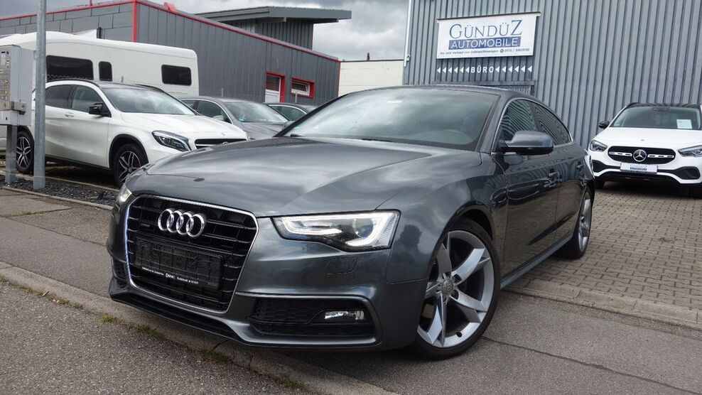 Audi A5 174.000 km 15.995 € Nufringen bei Böblingen 71154