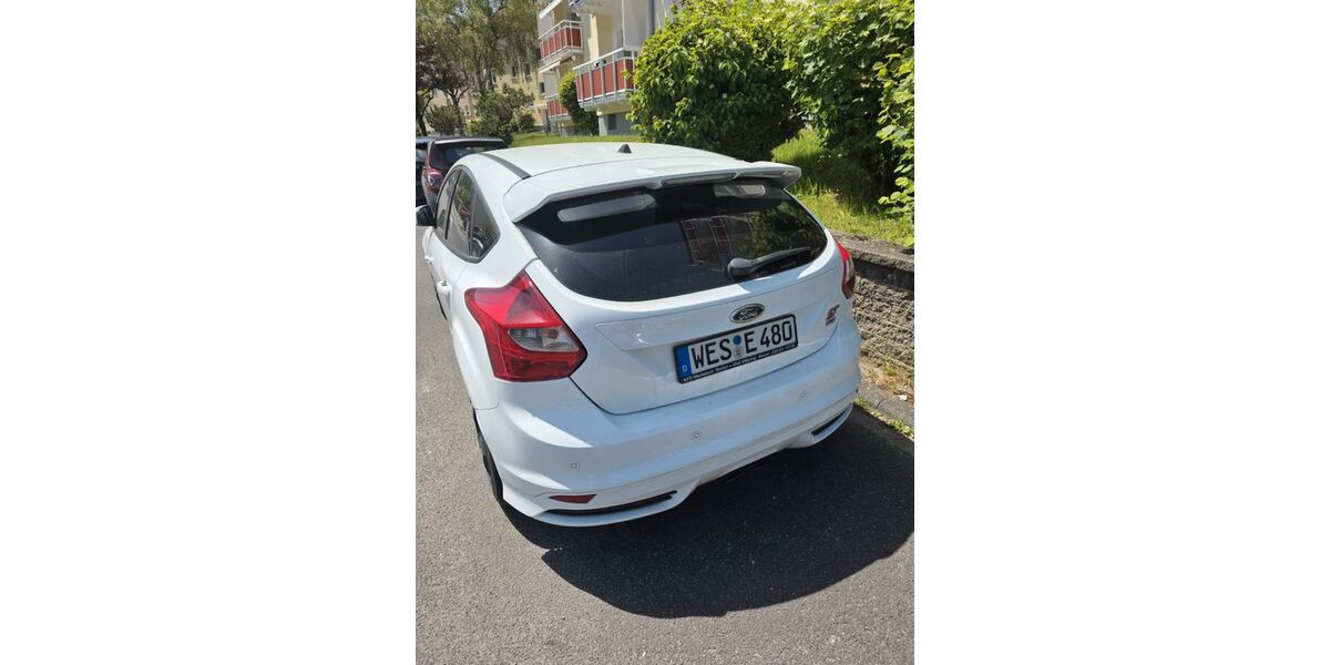 Ford Focus 249.000 km 5.498 &euro; Steinbach 61449