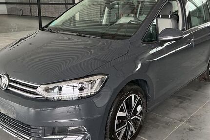 VW Touran 16.302 km 29.950 &euro; Steinbach-Hallenberg OT Herges-Hallenberg 98587