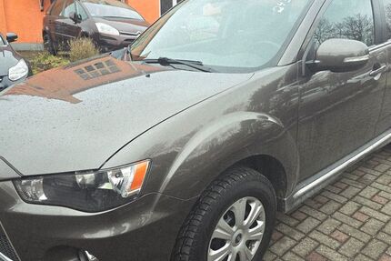 Mitsubishi Outlander 134.650 km 5.990 € Chemnitz 09114
