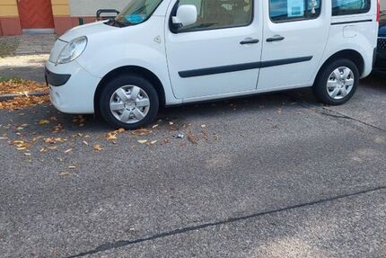 Renault Kangoo 106.496 km 5.500 &euro; Berlin - Spandau 13587