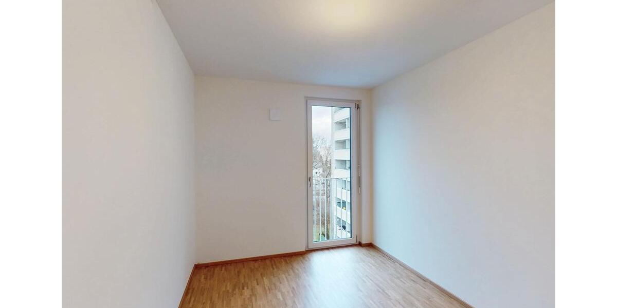 Etagenwohnung München Thalkirchen-Obersendling-Forstenried-Fürstenried-S - 4 Zimmer, 102 m&sup2;, 2.375&euro; | Angebot:23615365