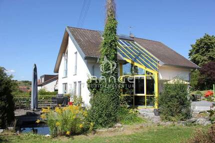 *** Architektenhaus mit weitläufigem Garten in bevorzugter Lage*** 7 zimmer
