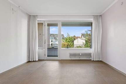 Charmante 3-Zimmer-Wohnung mit Loggia und Potenzial in Karlsruhe-Beiertheim 3 zimmer