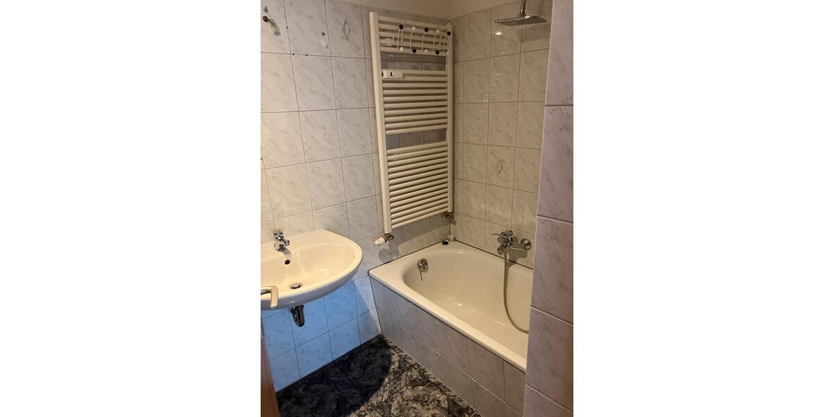 Dachgeschoßwohnung Dessau-Roßlau Roßlau - 2 Zimmer, 55 m&sup2;, 320&euro; | Angebot:26521867