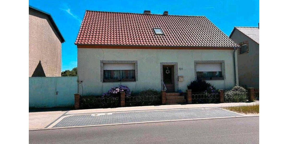 Einfamilienhaus Genthin - 9 Zimmer, 286 m&sup2;, 160.000&euro; | Angebot:26787359