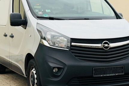 Opel Vivaro 130.000 km 6.899 &euro; Au am Rhein 76474