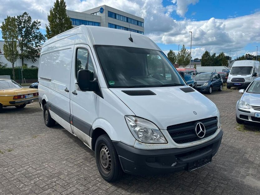 Mercedes-Benz Sprinter 184.000 km 10.500 € Bremen 28199