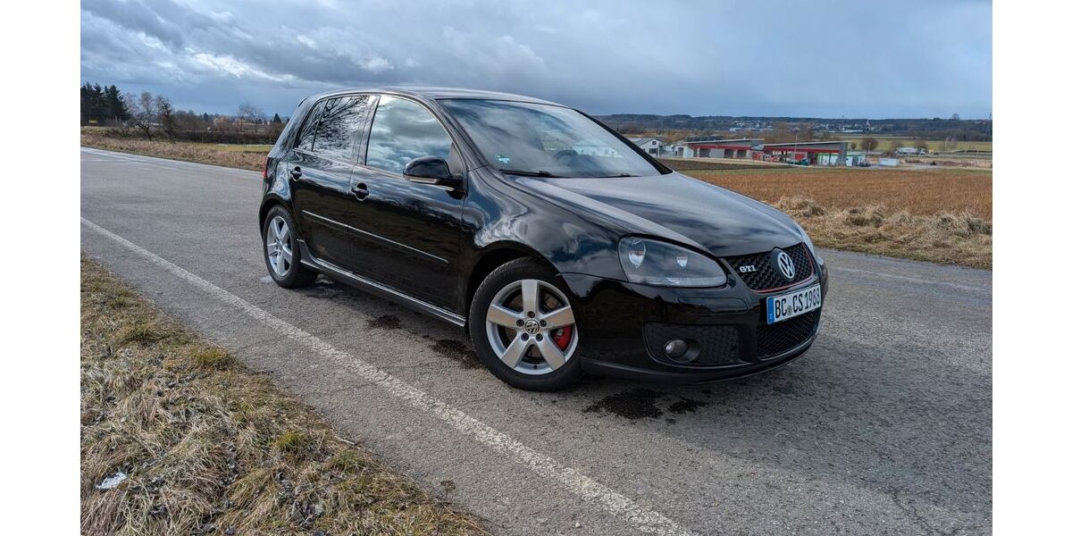 VW Golf 215.773 km 3.000 &euro; Ertingen 88521