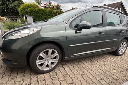 Peugeot 207 111.000 km 3.900 &euro; Theres 97531