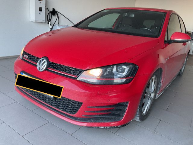 VW Golf 132.066 km 14.200 &euro; Bayreuth 95448