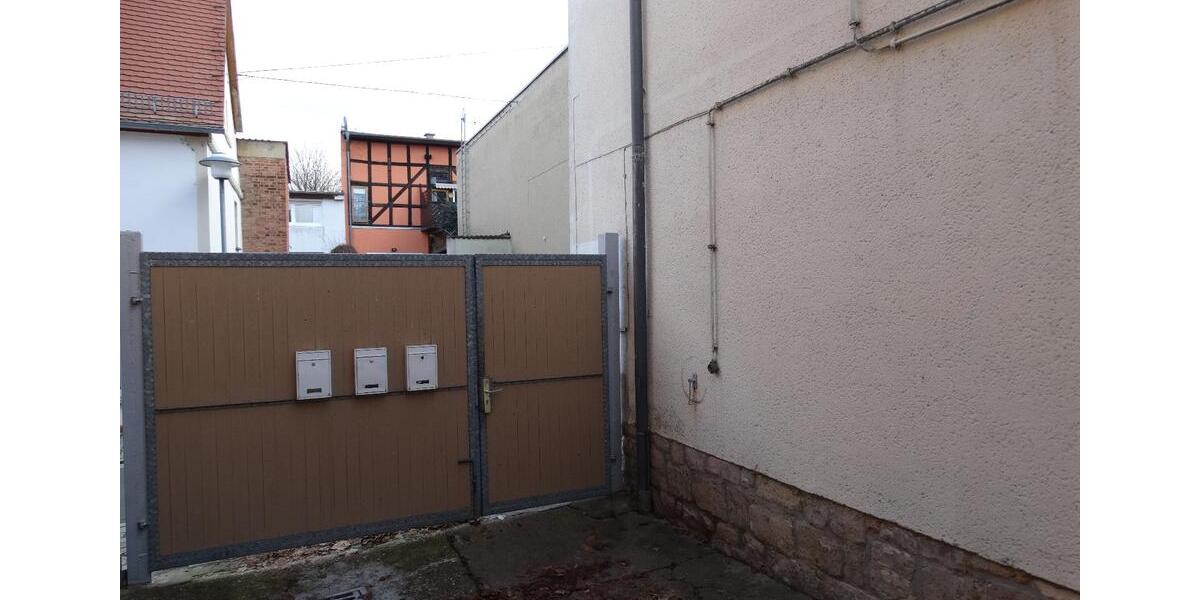 Mehrfamilienhaus, Wohnhaus Weißenfels - 10 Zimmer, 226 m&sup2;, 210.000&euro; | Angebot:26680464