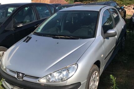 Peugeot 206 220.000 km 1.600 &euro; Bretzenheim 55559