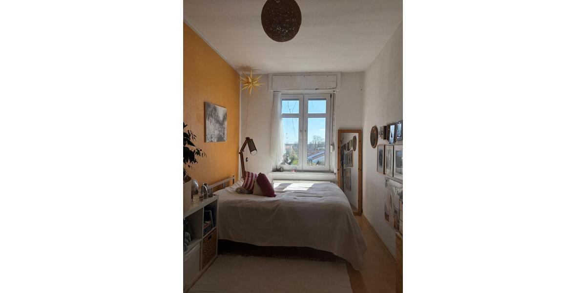 Etagenwohnung Stendal - 14 Zimmer, 122 m&sup2;, 80&euro; | Angebot:26680672