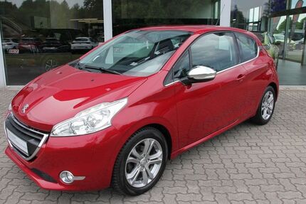 Peugeot 208 104.450 km 7.990 &euro; Neumünster 24539