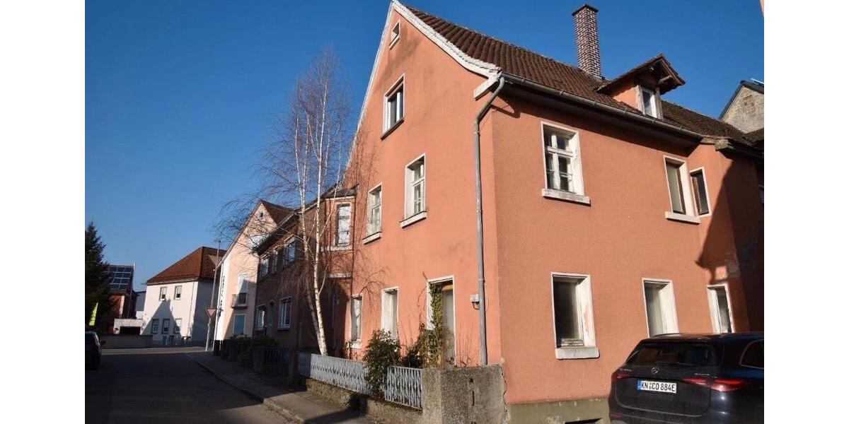 Renovierungsbedarf Mehrfamilienhaus 8 zimmer