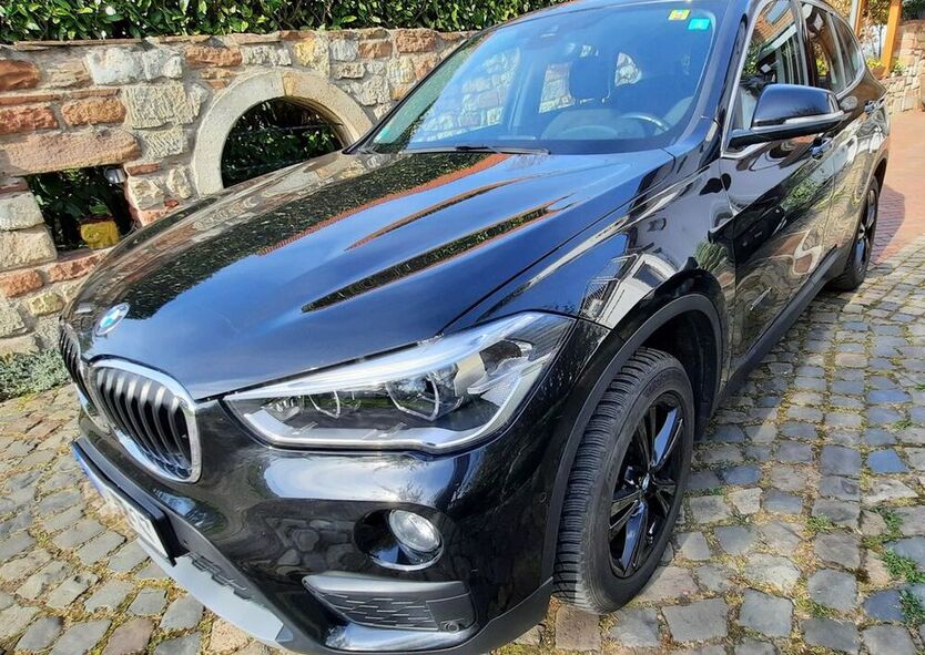 X1