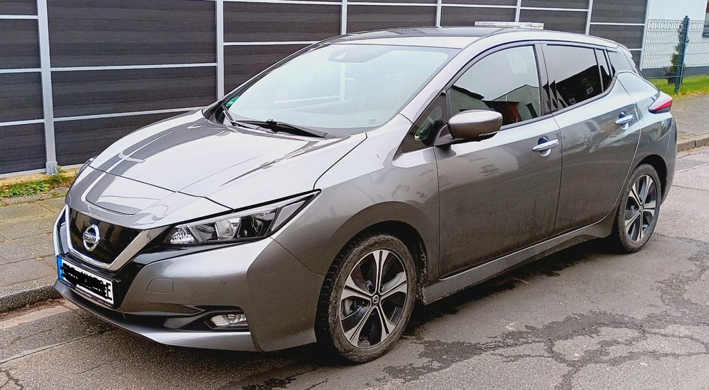 Nissan Leaf 26.600 km 14.900 &euro; Bergisch Gladbach 51429