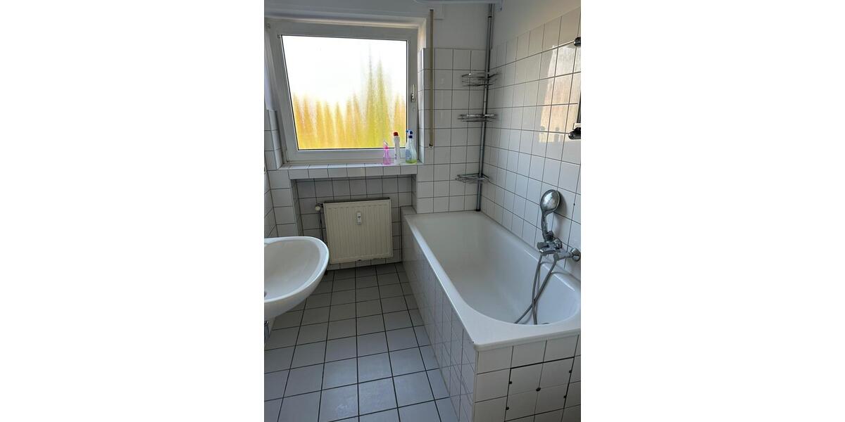 Etagenwohnung Grevenbroich Hemmerden - 3 Zimmer, 77 m&sup2;, 710&euro; | Angebot:26286784