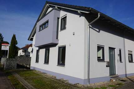 Haus zum Kaufen in Bellheim 420.000 € 111.07 m² 4 zimmer