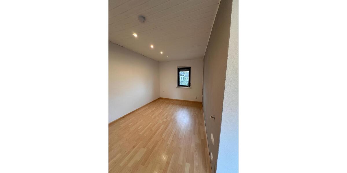 Etagenwohnung Duisburg Duisburg-Mitte - 1 Zimmer, 34 m&sup2;, 680&euro; | Angebot:26648913