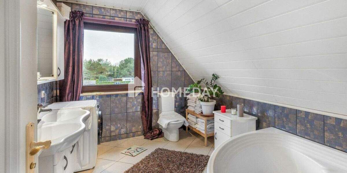 Familienidylle am Feldrand - großzügiges EFH mit Einliegerwohnung und Gartenparadies 5 zimmer