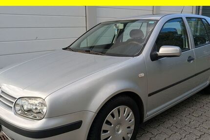 VW Golf 54.830 km 2.450 &euro; Lübeck 23556