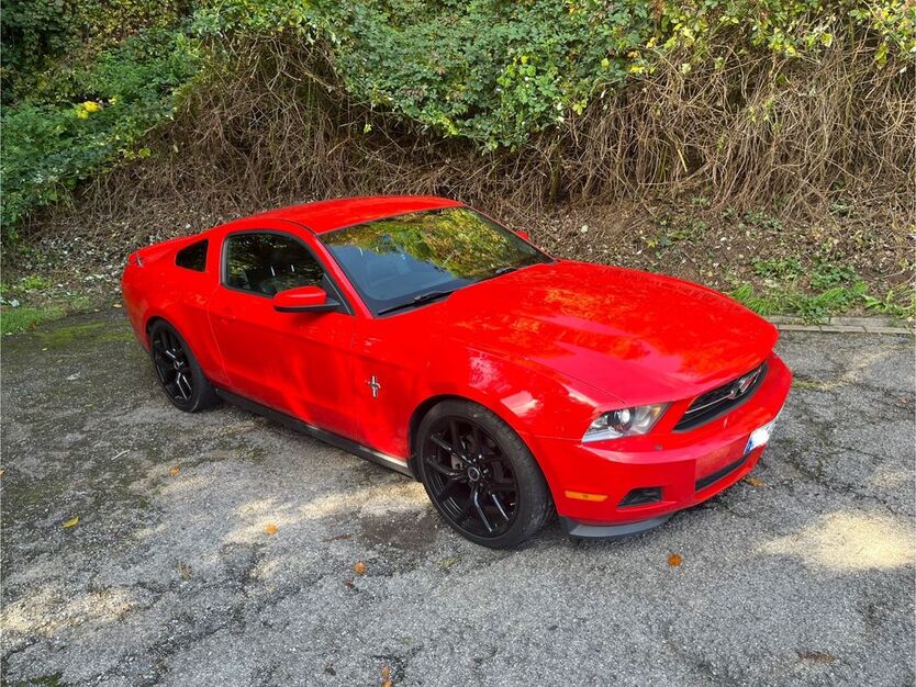 Ford Mustang 92.000 km 16.500 € Spiesen- Elversberg 66583