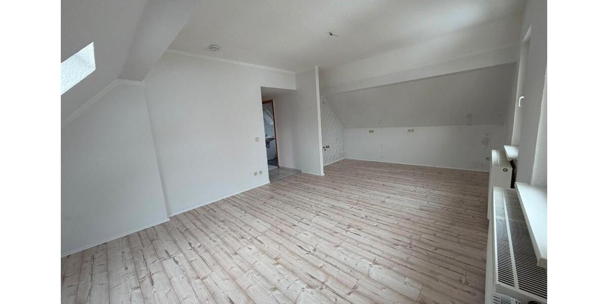 Etagenwohnung Bitterfeld-Wolfen Wolfen - 2 Zimmer, 36 m&sup2;, 250&euro; | Angebot:26003569