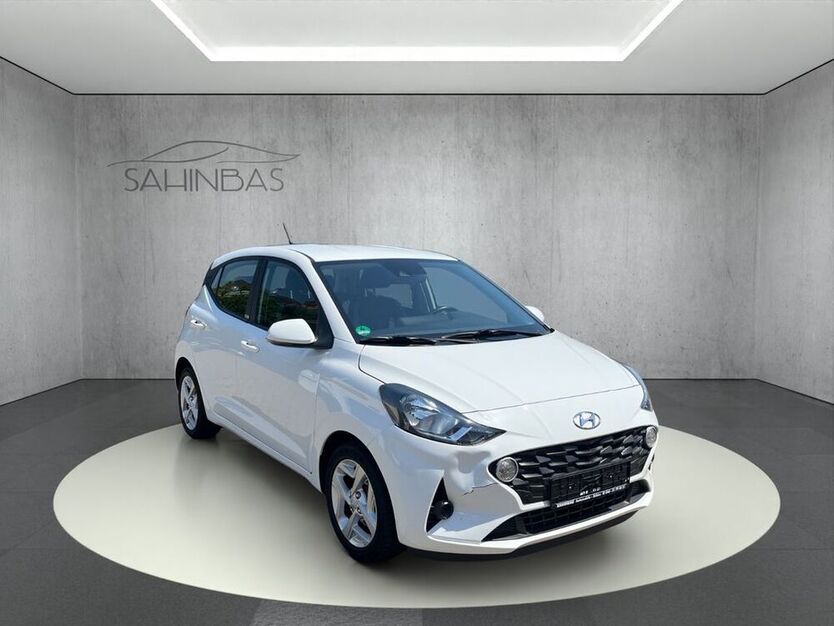 i10