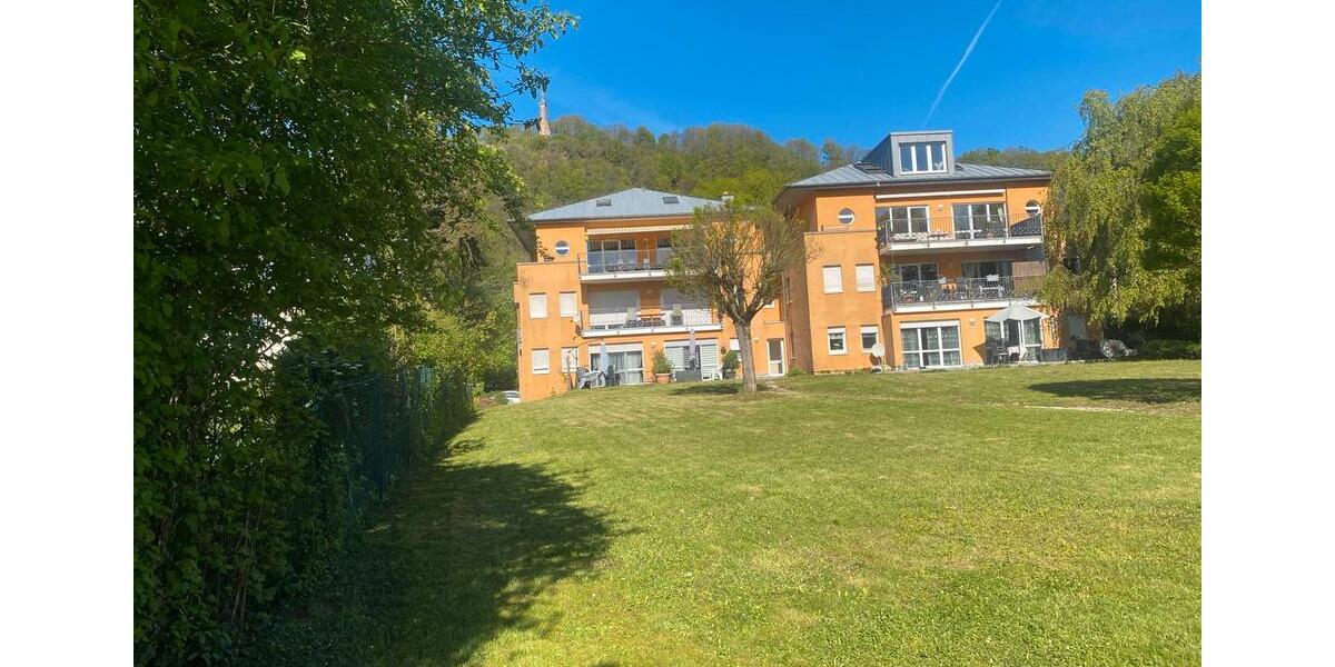 Dachgeschoßwohnung Trier Feyen-Weismark - 3 Zimmer, 76 m&sup2;, 990&euro; | Angebot:26315827