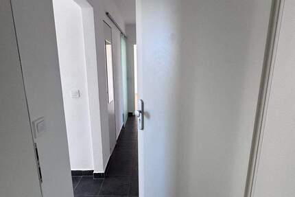Wohnung Bitterfeld-Wolfen Wolfen - 4 Zimmer, 70 m&sup2;, 490&euro; | Angebot:25094206