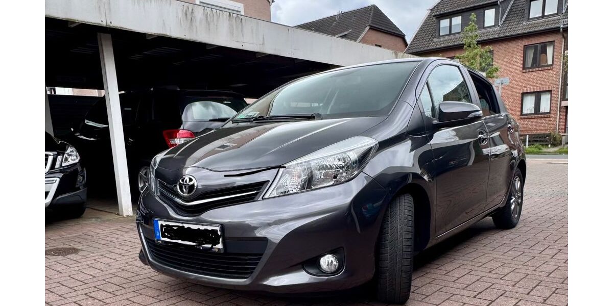 Toyota Yaris 52.500 km 8.200 &euro; Bremen 28309