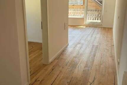 Wohnung zum Mieten in Wolfratshausen 990 € 64 m²