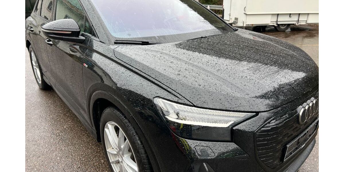 Audi Q4 e-tron 50.000 km 41.000 &euro; Hornberg 78132