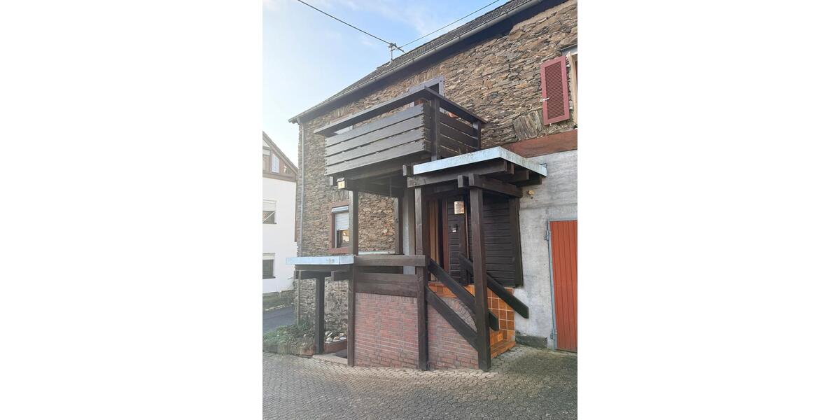 Doppelhaushälfte Neuwied Feldkirchen - 5 Zimmer, 105 m&sup2;, 1.050&euro; | Angebot:24652310