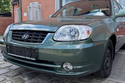 Hyundai Accent 127.500 km 2.990 &euro; Berlin 12351