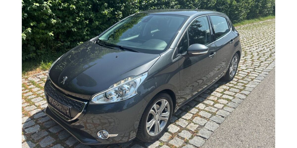 Peugeot 208 83.500 km 4.999 &euro; Bernau am Chiemsee 83233
