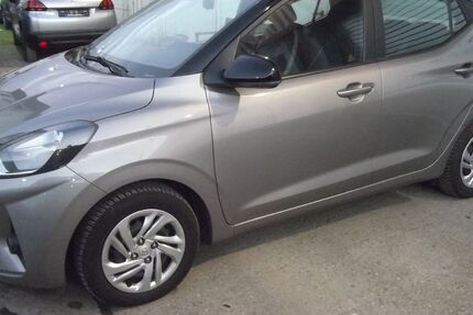 Hyundai i10 21.800 km 14.990 € Berlin 12277