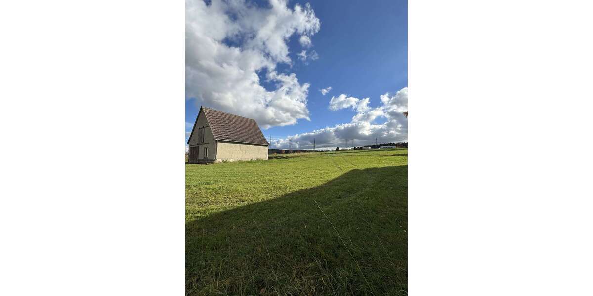 Grundstück zu verkaufen in Limbach-Oberfrohna 160.000 € 1100 m² zimmer