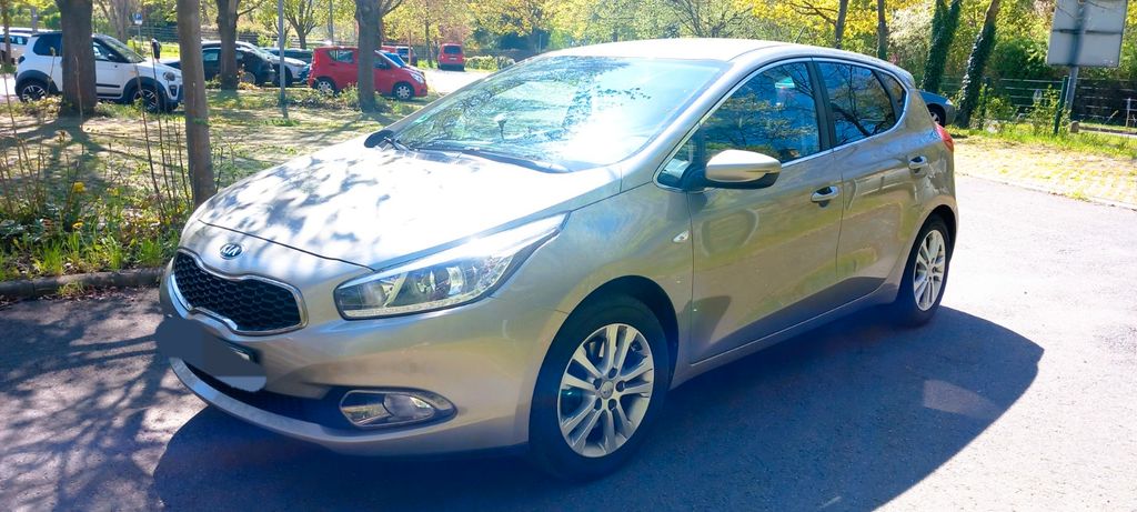 Kia ceed / Ceed 93.400 km 6.999 &euro; Dornheim 99310