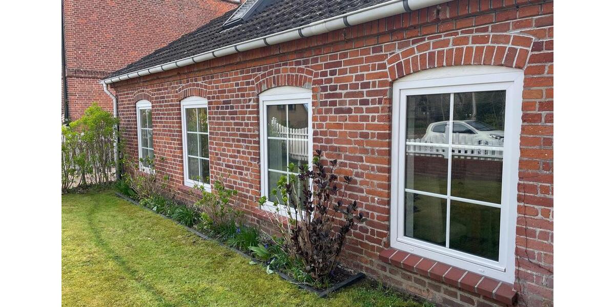 Erdgeschoßwohnung Lütjenburg - 2.5 Zimmer, 102 m&sup2;, 1.000&euro; | Angebot:26295044