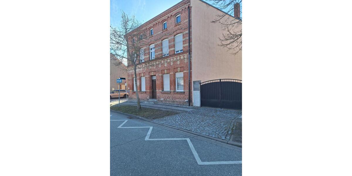 Mehrfamilienhaus, Wohnhaus Wittenberge - 8 Zimmer, 176 m&sup2;, 180.000&euro; | Angebot:25406052