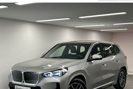 BMW iX1 15.229 km 51.850 &euro; Rosenheim 83026