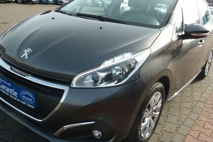 Peugeot 208 27.000 km 9.980 &euro; Hamm 59073