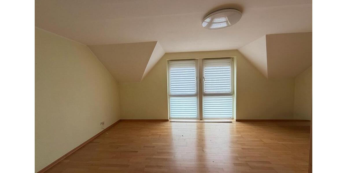 Reihenhaus Kaarst - 4.5 Zimmer, 129 m&sup2;, 1.880&euro; | Angebot:26406097