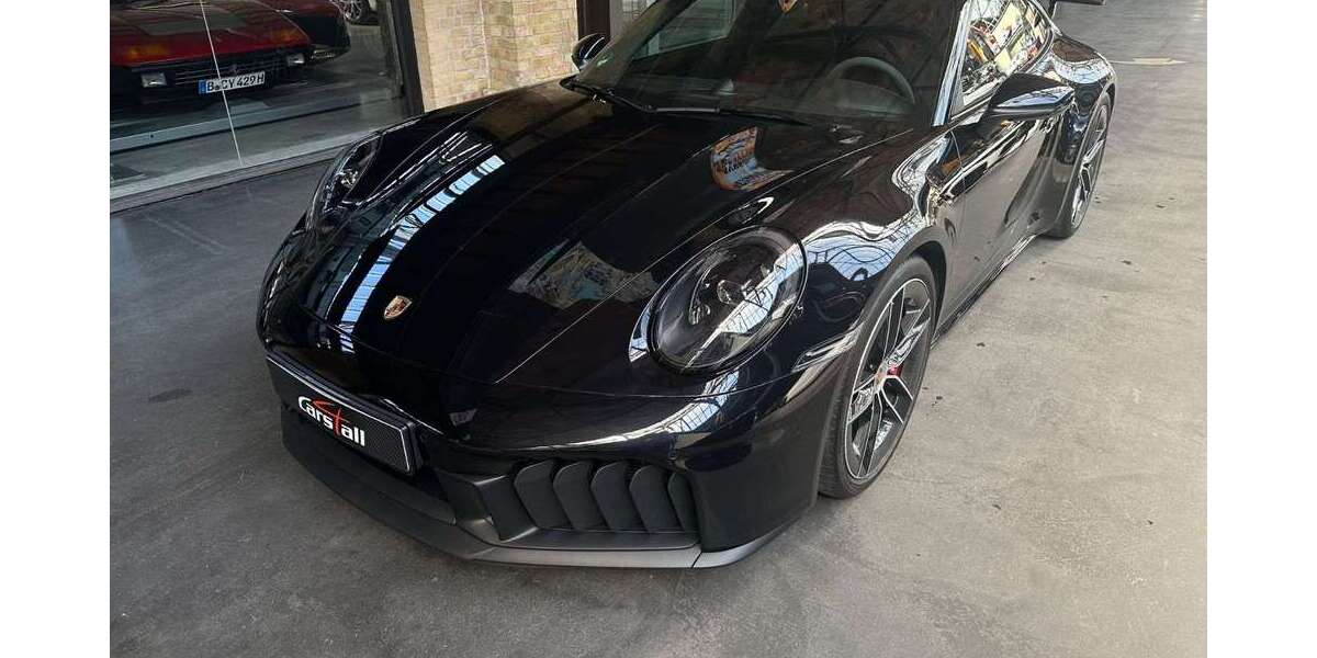 Porsche 992 6.489 km 179.900 &euro; Berlin 10553