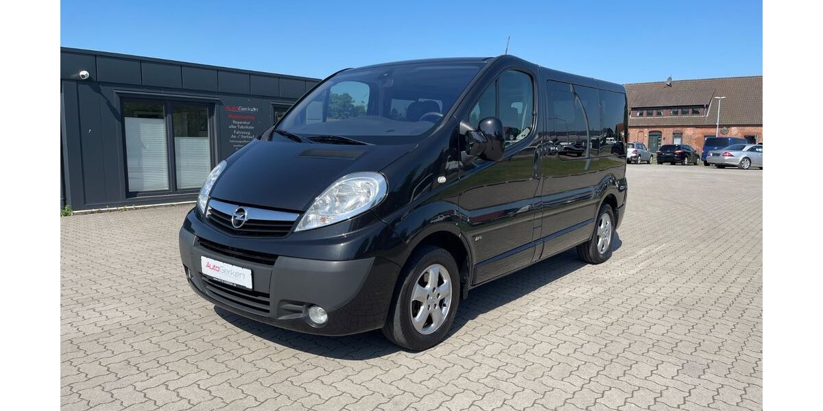 Opel Vivaro 175.325 km 17.500 &euro; Martfeld 27327