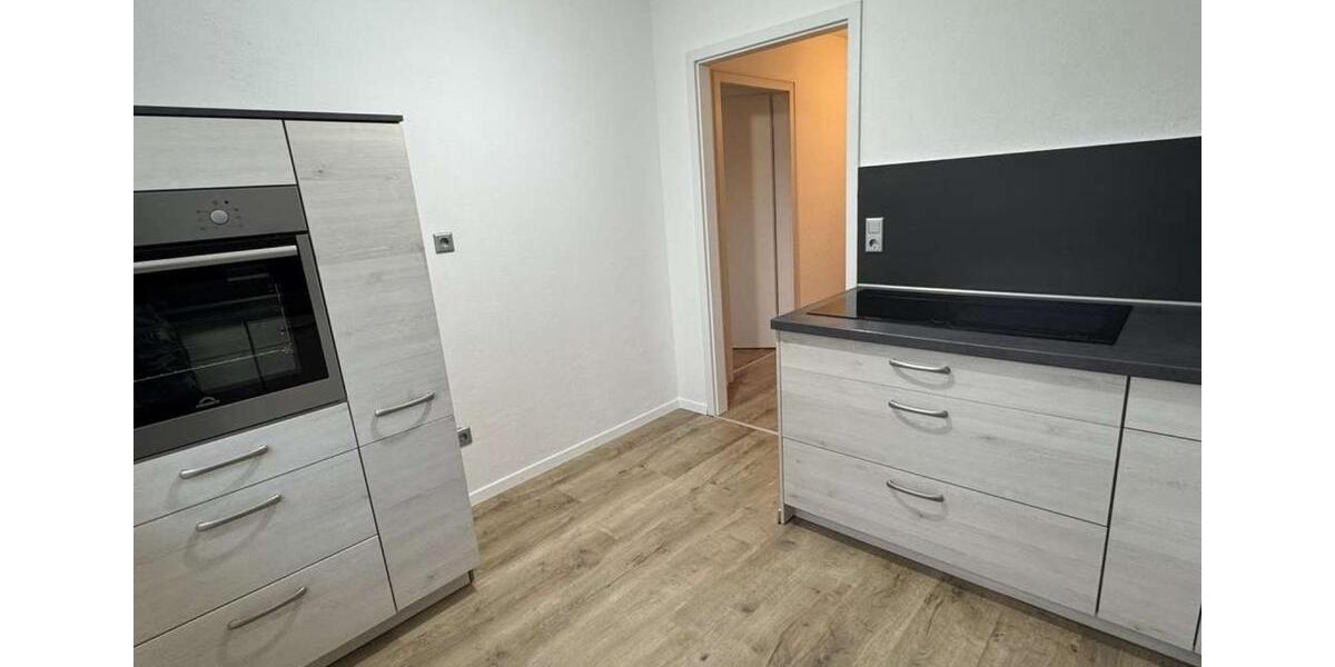 Dachgeschoßwohnung Neckargemünd - 2.5 Zimmer, 74 m&sup2;, 720&euro; | Angebot:24833689