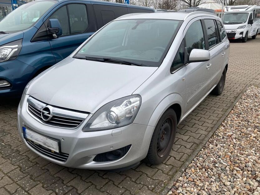 Opel Zafira 188.000 km 4.200 € Beetzsee 14778